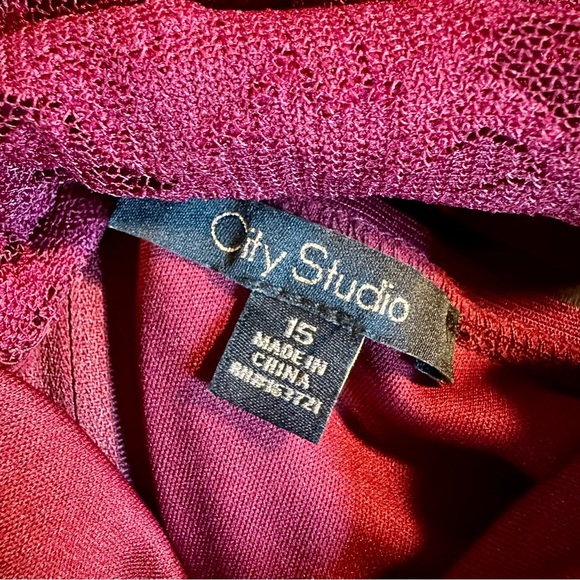 NWT City Studios Juniors ‘Illusion Fit and Flare Lace-Back Mini Dress’ in Ruby - Picture 8 of 15